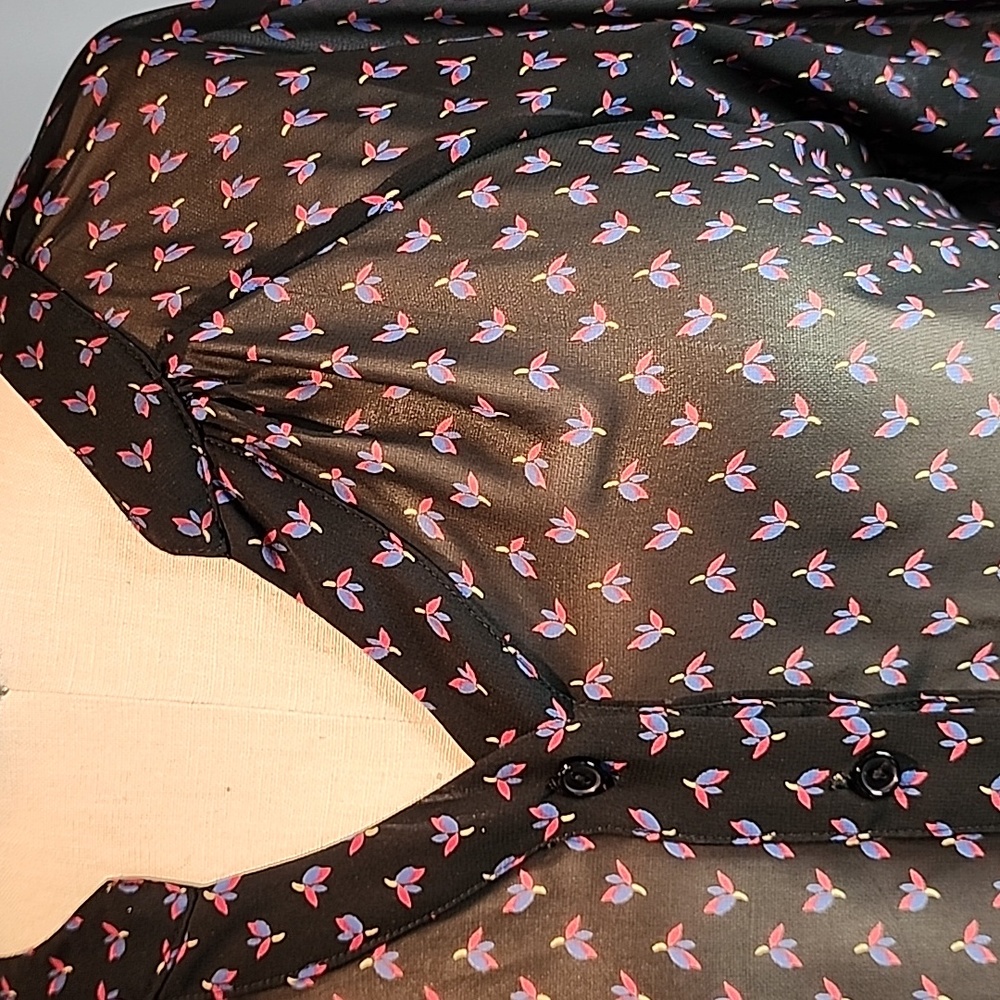Sheer blouse - Picture 2 of 6